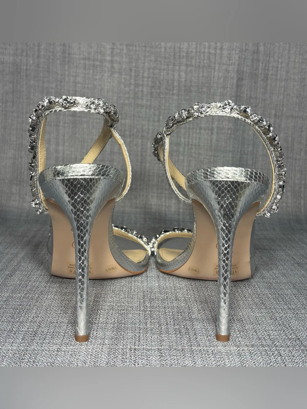 Jessica Simpson Jaycin Barely-There Rhinestone Evening Sandals Silver Size 11